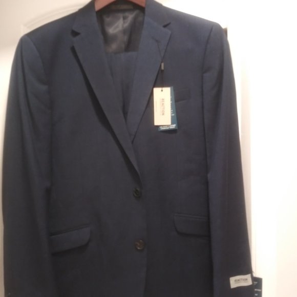 Men's 2 piece suit - Picture 1 of 3